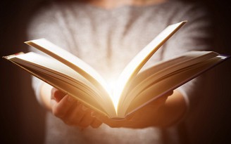 Liệu pháp đọc sách giúp điều trị hiệu quả bệnh trầm cảm