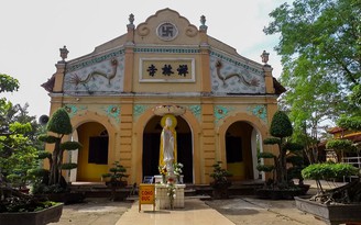 Độc đáo ngôi chùa trăm tuổi ở Tây Ninh
