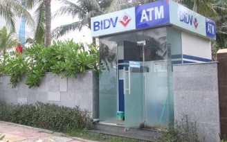 Nghi vấn 'du khách bị đâm tại trụ ATM' không phải vụ cướp