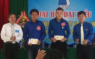 Trao bổ sung huy hiệu Tuổi trẻ dũng cảm cho 3 thanh niên cứu người