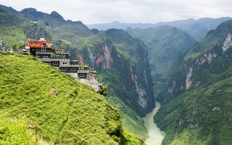 Nhà không phép ở Mã Pì Lèng: 'Không cho hợp thức hóa dưới mọi hình thức'