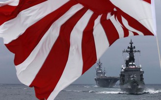 Nhật phủ sóng wifi trên tàu chiến để thu hút tân binh