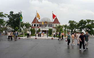 'Nới cửa' cho casino