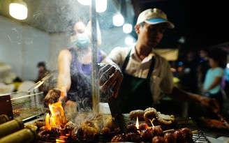 Văn hóa ẩm thực đường phố Việt - di sản 'tiềm ẩn'?