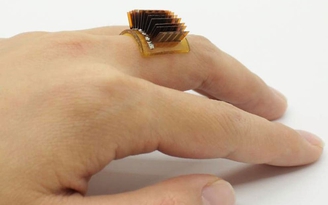 Thiết bị đeo biến cơ thể người thành pin