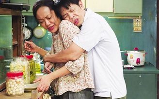 Hồng Ánh 'tốn nhiều lít nước mắt' cho 'Cây táo nở hoa'