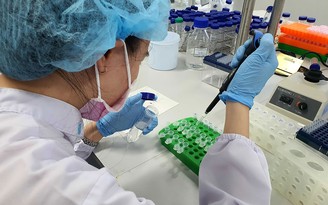 Tăng tốc phát triển vắc xin Covid-19 'made in Vietnam'
