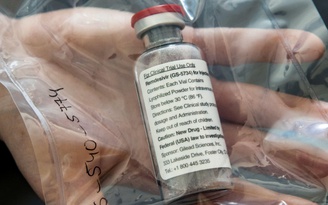 Lô thuốc Remdesivir điều trị Covid-19 đầu tiên về đến Tân Sơn Nhất