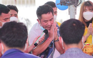 Ấm áp tết Bunpimay của sinh viên Lào ở Đà Nẵng