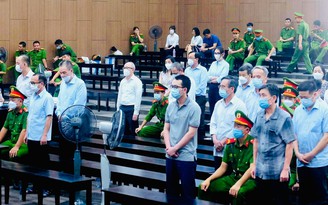 Xét xử 'đại án' Bình Dương: Cựu Bí thư Bình Dương Trần Văn Nam bị đề nghị 9 - 10 năm tù
