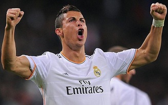 Ronaldo bóp chết hy vọng của Man City