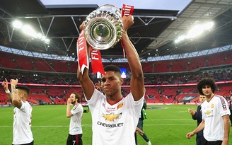 Mourinho đến M.U, Rashford gặp khó