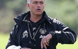 Mourinho phát biểu ‘dằn mặt’ người hâm mộ M.U
