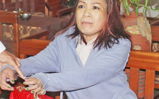 Cán bộ thi hành án môi giới hối lộ, lãnh án