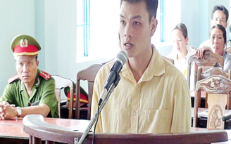 Bị dọa banh miệng đổ bia vào, đâm bạn nhậu 3 nhát