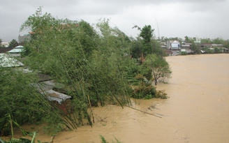 Sau bão số 3, miền Trung hứng lũ lớn