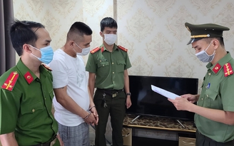 Một người Trung Quốc tự thú sau 7 tháng nhập cảnh trái phép, ở chui khắp nơi