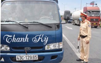 Thêm hai chuỗi lây nhiễm Covid-19 mới, Đà Nẵng tăng giải pháp 'luồng xanh' cho phương tiện