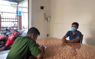 Giãn cách xã hội Đà Nẵng: Thấy 'sếp' dễ dãi, nhân viên xin nhiều giấy đi đường về phát cho hàng xóm