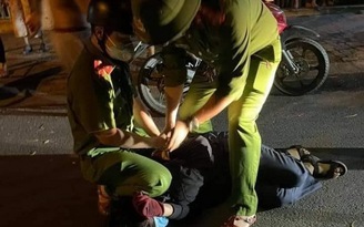 Đà Nẵng: Thiếu niên 14 tuổi bất ngờ xông vào nhà dân, đâm bị thương hai người
