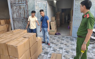 Đà Nẵng: Đột kích nhà nghỉ, phát hiện kho tập kết hàng lậu bán tết