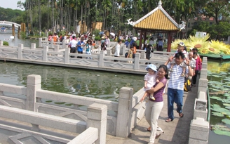 Đầm Sen và ký ức buồn vui
