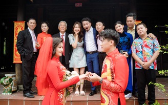 Quách Ngọc Tuyên tung hình cưới lãng mạn, hé lộ 'Thằng Khờ' phần 4