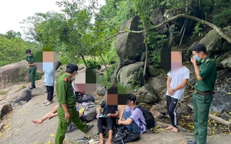 Thừa Thiên - Huế: Nam sinh đuối nước tử vong khi tắm suối trên đèo Hải Vân