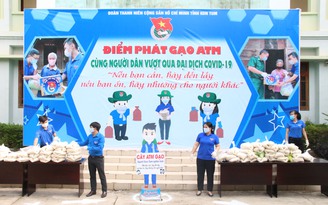 Triển khai cây ATM gạo phát miễn phí cho người dân