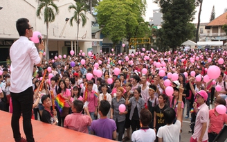 Nhiều người ‘không kỳ thị, cũng không ủng hộ’ LGBT