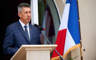 Belarus bất ngờ trục xuất đại sứ Pháp