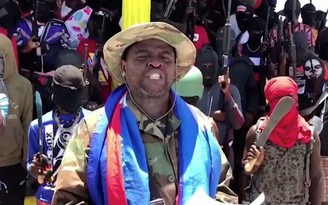 Thủ tướng Haiti phải rời lễ tưởng niệm vì băng nhóm nổ súng xua đuổi
