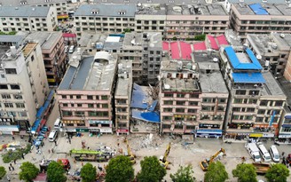 Tòa nhà 6 tầng ở Trung Quốc đổ sập giữa đám tang, chưa rõ thương vong