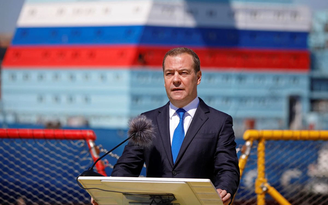 Ông Medvedev: Trong vài trường hợp cấm vận Nga có thể khai mào chiến tranh