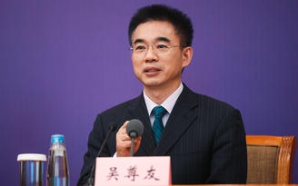 Chuyên gia Trung Quốc gây tranh cãi vì khuyên không tiếp xúc với người nước ngoài