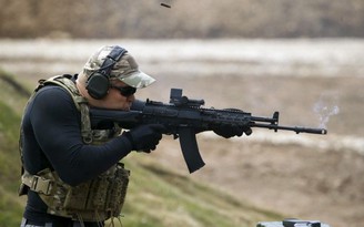 Nga nâng cấp súng AK-12 đang dùng ở Ukraine để bắn nhanh hơn