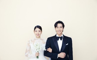 Park Shin Hye công khai ảnh cưới cùng chồng kém tuổi