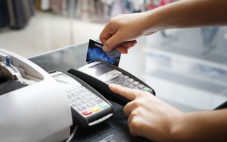 Nguy cơ bị trộm tiền từ thẻ tín dụng, cần làm gì để phòng tránh