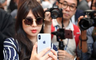 Face ID trên iPhone X hoạt động ngay cả khi người dùng đeo kính mát