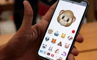 Apple lý giải những tranh cãi về Animoji