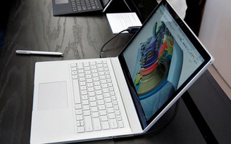 Microsoft phát hành file ảnh phục hồi hệ thống cho Surface Book 2