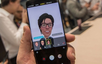 Tính năng AR Emoji được Samsung sao chép từ Animoji của Apple?