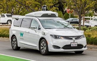 California triển khai công nghệ cho xe tự lái đón hành khách