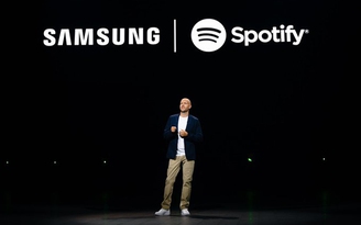 Hợp tác với Spotify, Samsung thách thức Apple Music