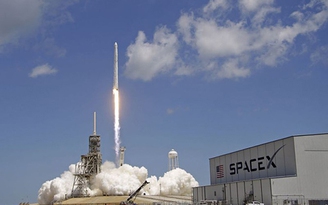 SpaceX sắp phóng các vệ tinh internet Starlink vào không gian