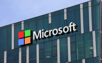 Vì sao Microsoft 'ngó lơ' vi phạm bản quyền Windows và Office?
