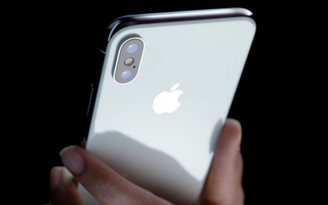 Apple bị kiện ăn cắp công nghệ camera kép trên iPhone