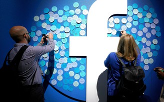 Facebook tặng mỗi nhân viên 1.000 USD để chống dịch Covid-19