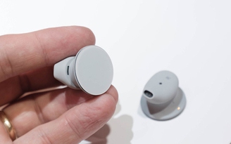 Surface Earbuds lên kệ ngày 6.5