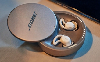 Bose công bố tai nghe bịt tai chống ồn
